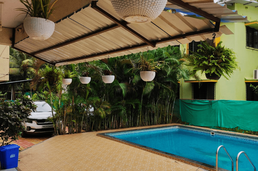 Anant Villa & Resort with swimming pool